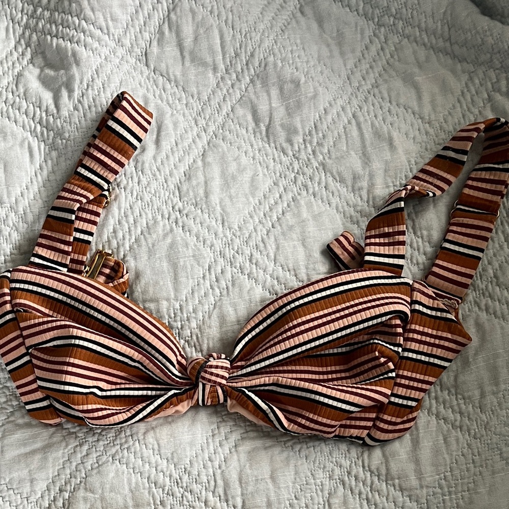 Montce Hayden Top - Donna Rib